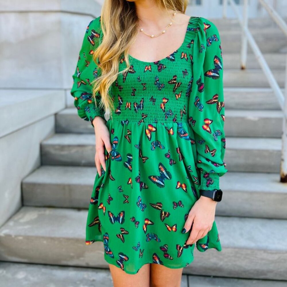NEW NWT Sz Medium M  Steve Madden Color Me Lucky Dress Green Butterfly Printed